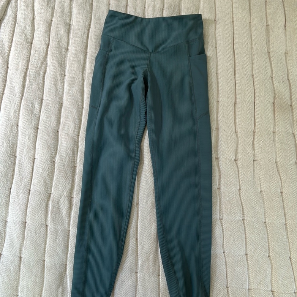Old Navy Active Powersoft high rise leggings size XS